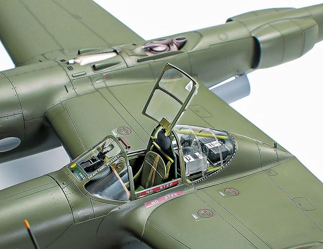 Hovedbilde Tamiya 1:48 - Lockheed P-38 F/G Lightning (61120)