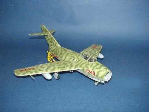Trumpeter 1:32 - The PLAAF MiG 15 bis Fighter 02204 