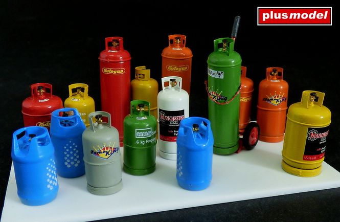 Hovedbilde Plus Model 1:35 - Gas bottles-big 520 