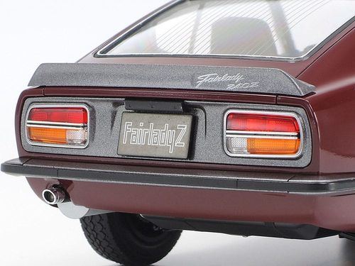 Tamiya 1:24 - Nissan Fairlady 240ZG (24360)