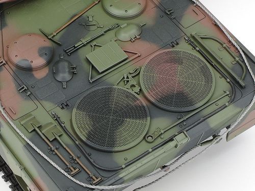 Tamiya 1:35 - 25207 Leopard 2 A6 Tank 