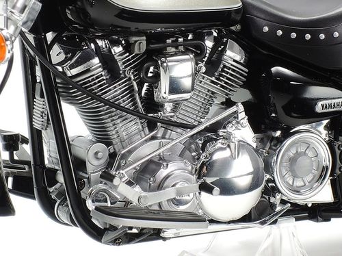 Tamiya 1:12 - Yamaha XV1600 Roadstar Custom (14135)