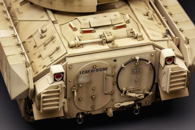 Hovedbilde Meng Model 1:35 - M3A3 Bradley w/BUSK III ...