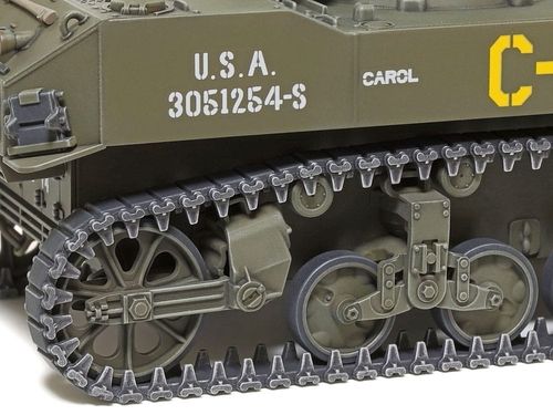 Tamiya 1:48 - U.S. Light Tank M5A1 Stuart (32606)