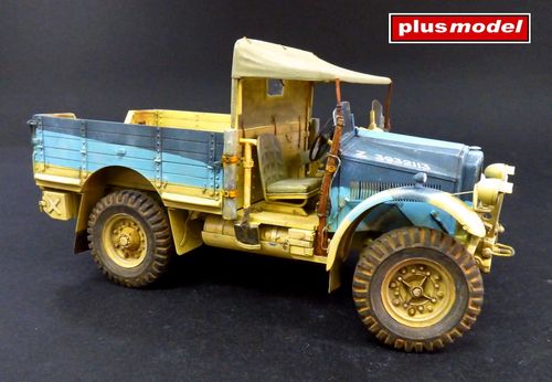 Plus Model 1:35 - British Light Truck Morris CS8 - early version 324 