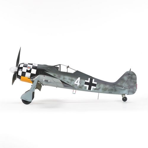 Zoukei-Mura 1:32 - Focke-Wulf Fw 190 A-4 (SWS22)