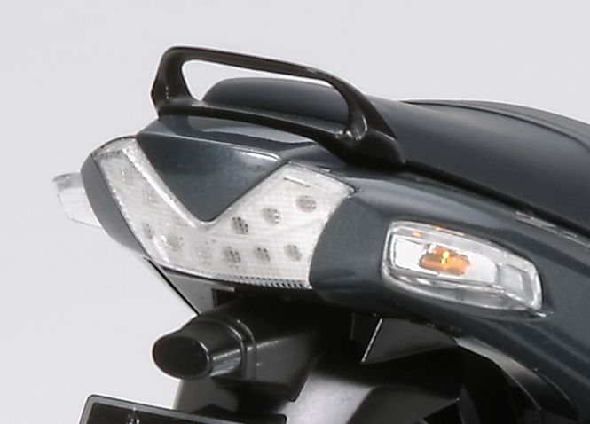 Hovedbilde Tamiya 1:12 - Kawasaki ZZR1400 (14111)