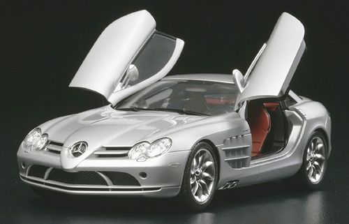 Tamiya 1:24 - Mercedes-Benz SLR McLaren (24290)