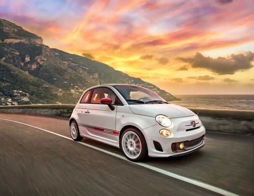 Italeri 1:24 - Fiat 500 Abarth (2008)