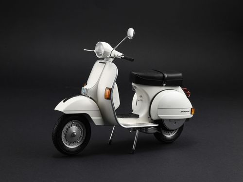 Italeri 1:9 - Vespa PX 125 / 150 (1978) 4645 
