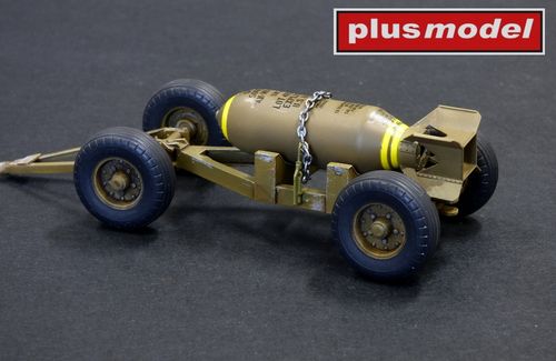 Plus Model 1:32 - Bomb Cart Mk.II With Bomb 500lb AL3017 