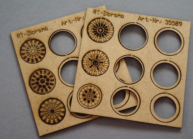 Hovedbilde RT-Diorama 1:35 - 35589 Round Manhole Cover (6 ...