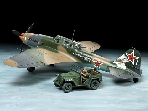 Tamiya 1:48 Ilyushin IL-2 Shturmovik and GAZ-67B (25212)